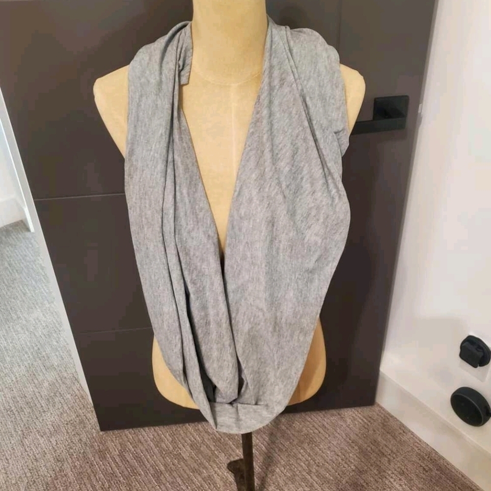 Cozy Gray Knit Infinity Scarf Soft Winter Circle Wrap
